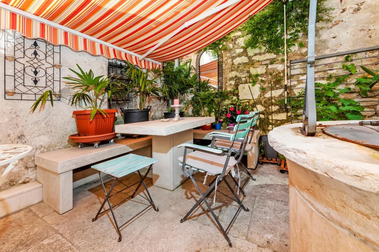 Wishing Well Garden Apartment Rovinj